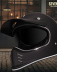 Capacete Seventy em preto mate
