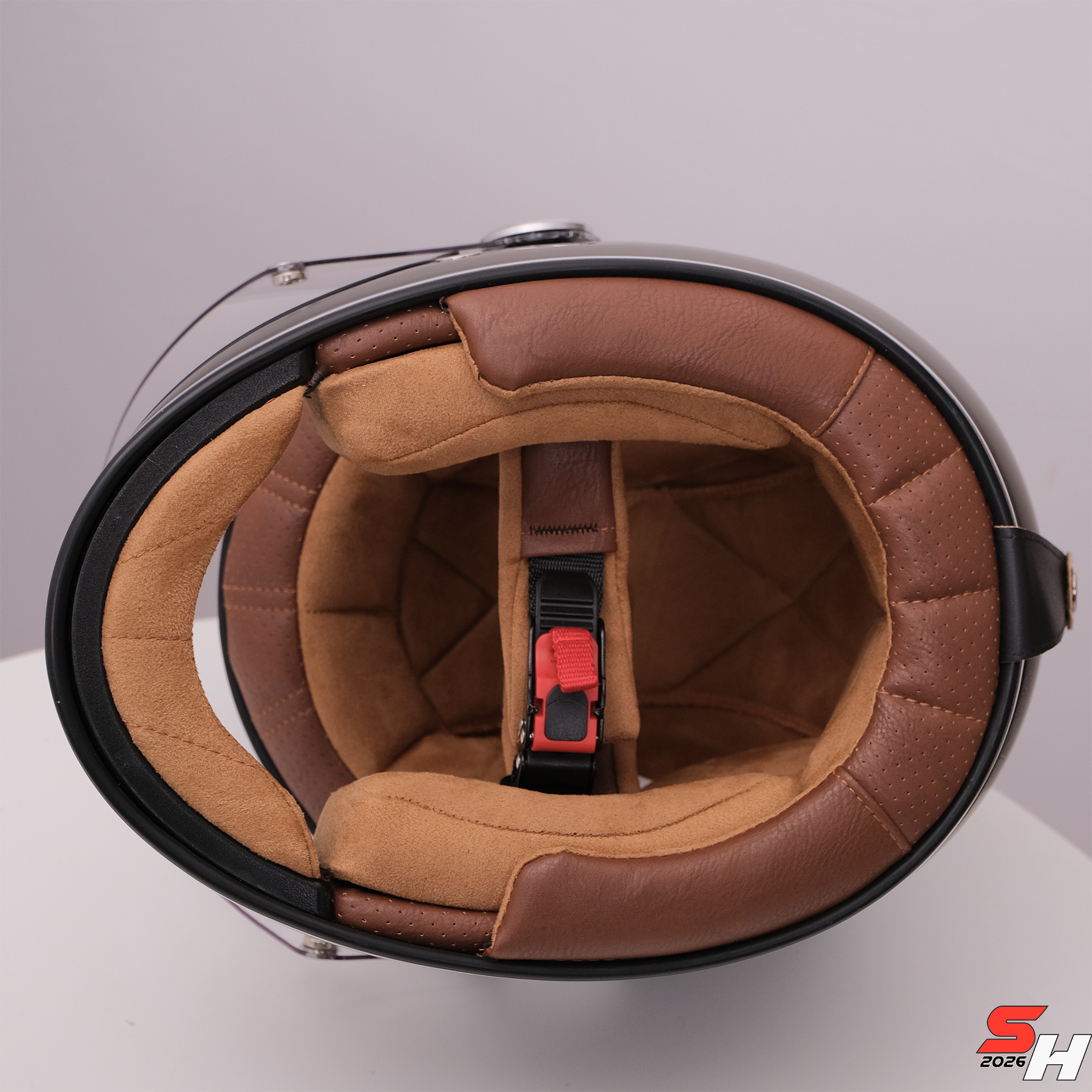 Capacete integral Revenge em preto fosco (pré-encomenda, entrega no final de maio de 2024)